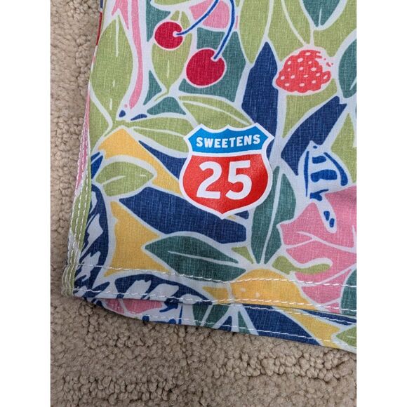 NWT Johnnie-O Swim Trunks Mens Medium Zest Floral 7 inch inseam - Picture 4 of 12